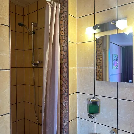 Vendégház Maenniku Pärnu