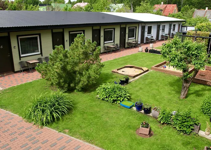 Pensjonat Maenniku 3*